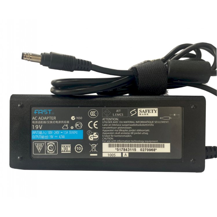 En Kaliteli Laptop Adaptörü Fast